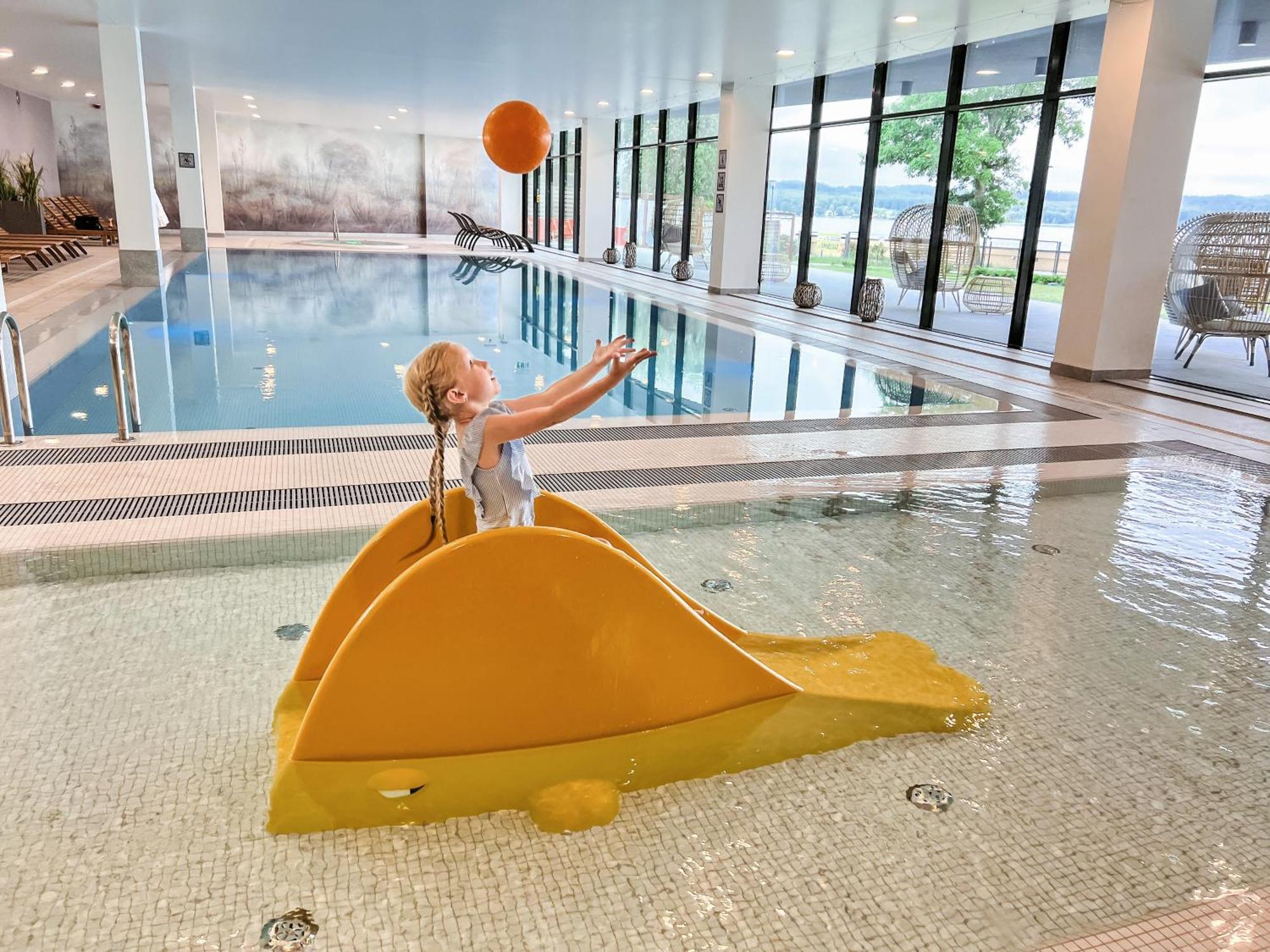 Notera Hotel Spa Charzykowy Kültér fotó