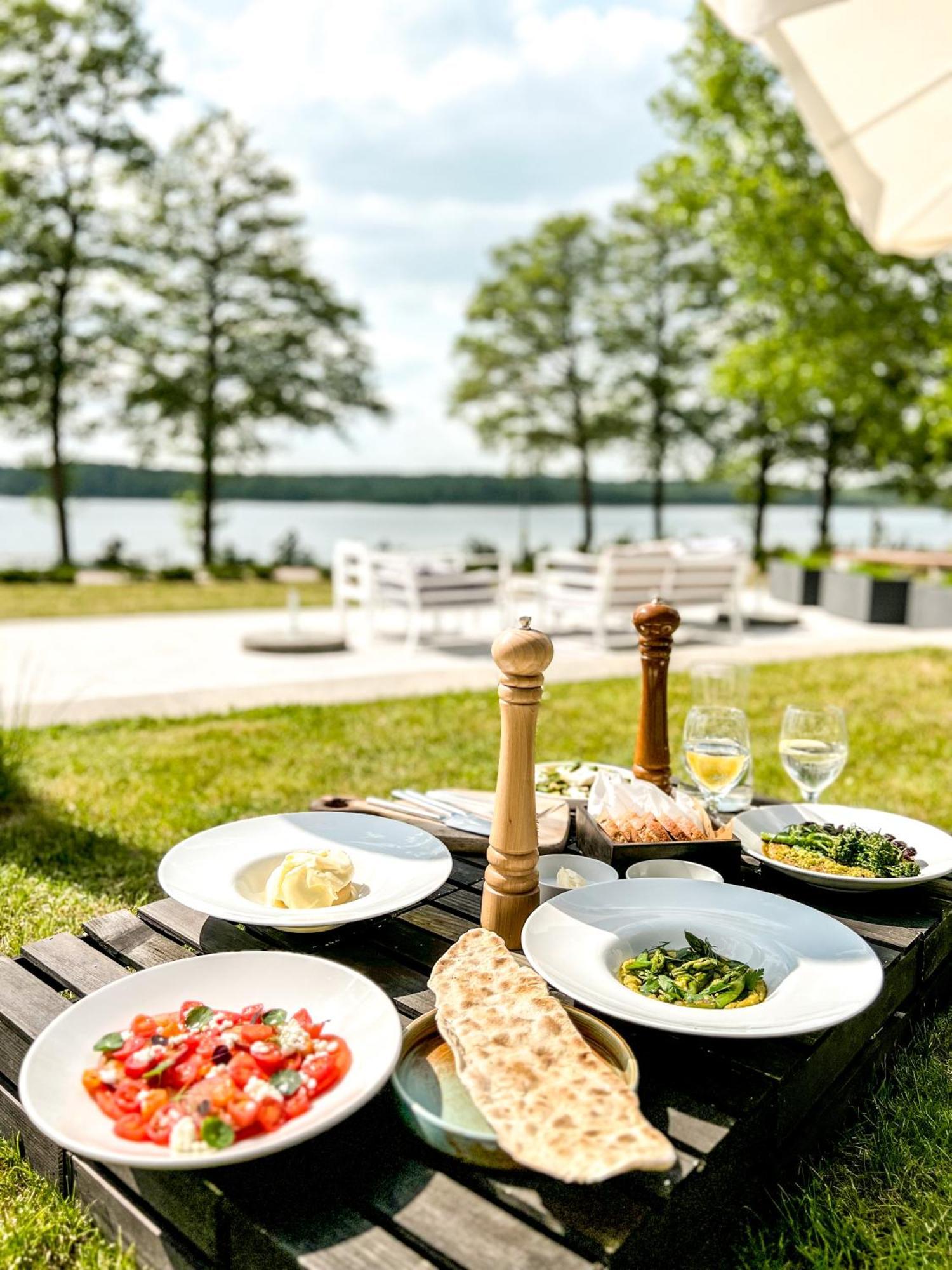 Notera Hotel Spa Charzykowy Kültér fotó